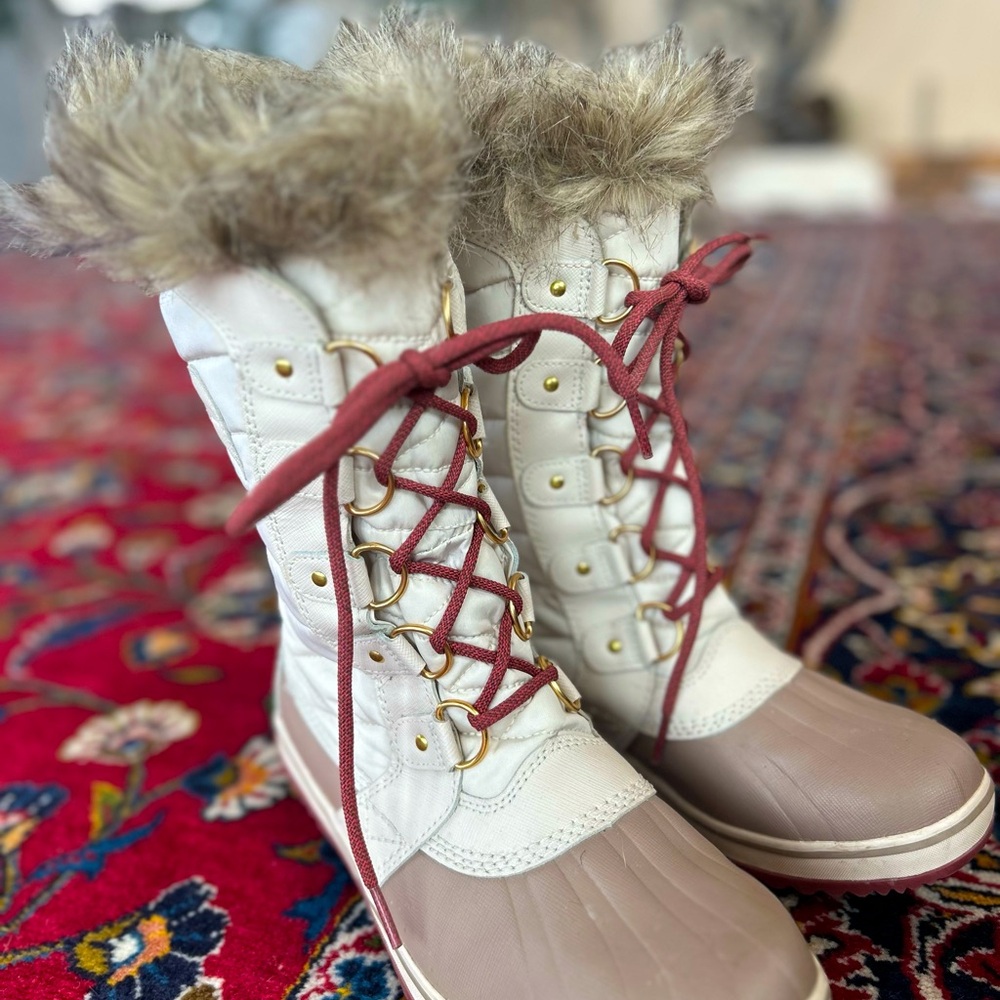 Sorel ‘Joan of Arctic’ Snowboots Wms 9.5